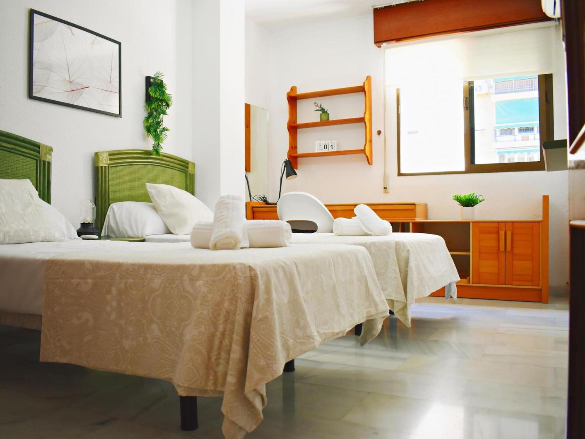 Amplio Y Luminoso Apartamento Cerca Del Centro Y La Playa Con Piscina Y Parking Privado Μάλαγα Εξωτερικό φωτογραφία